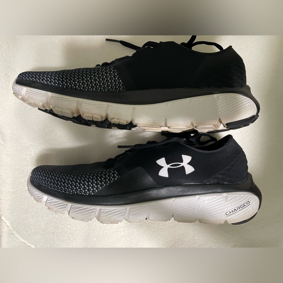 Under Armour Running Shoe.  Strong Perform Fortis 2. Good Condition. - Picture 5 of 8